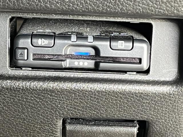 スペーシアカスタム ハイブリッドＧＳ　保証付き１年　前後誤発進抑制機能　ＥＳＰ　シートＨ　ナビ＆ＴＶ　ＤＶＤ再生　運転席助手席エアバック　ＥＴＣ車載器　ＬＥＤヘッドライト　記録簿　スマートキー　サイドエアバッグ　エアコン　アイストップ（16枚目）