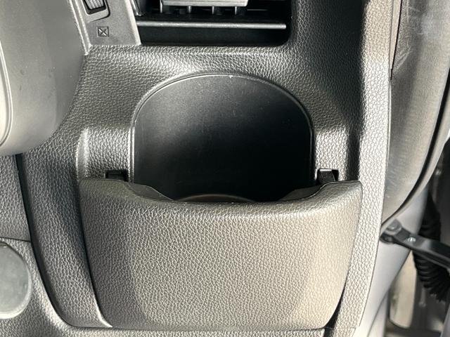 フィット １３Ｇ・Ｌホンダセンシング　保証１年付き　地デジフルセグＴＶ　ＥＴＣ車載器　ＤＶＤ再生可　ナビ＆ＴＶ　サイドカーテンエアバック　Ｄレコ　ＵＳＢ　リアカメラ　エアバック　パワーウインドウ　記録簿　キーフリーシステム　ＬＥＤライト（15枚目）