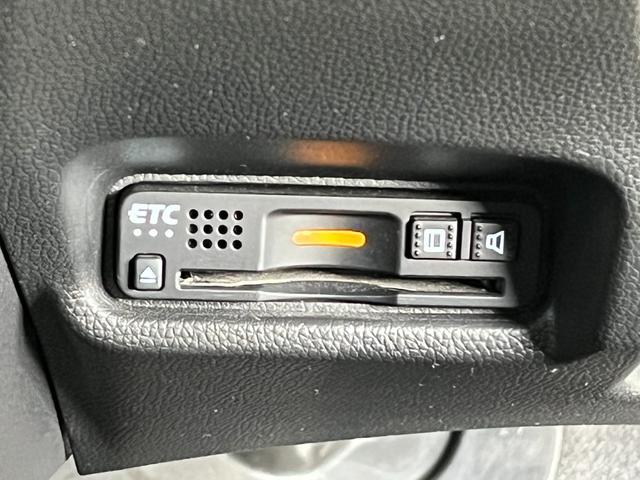フィット １３Ｇ・Ｌホンダセンシング　保証１年付き　地デジフルセグＴＶ　ＥＴＣ車載器　ＤＶＤ再生可　ナビ＆ＴＶ　サイドカーテンエアバック　Ｄレコ　ＵＳＢ　リアカメラ　エアバック　パワーウインドウ　記録簿　キーフリーシステム　ＬＥＤライト（21枚目）