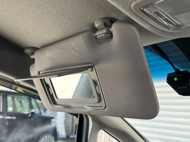 フィット １３Ｇ・Ｌホンダセンシング　保証１年付き　地デジフルセグＴＶ　ＥＴＣ車載器　ＤＶＤ再生可　ナビ＆ＴＶ　サイドカーテンエアバック　Ｄレコ　ＵＳＢ　リアカメラ　エアバック　パワーウインドウ　記録簿　キーフリーシステム　ＬＥＤライト（36枚目）