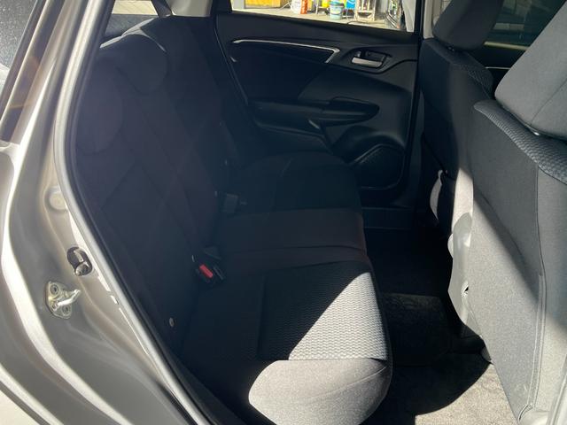 フィット １３Ｇ・Ｌホンダセンシング　保証１年付き　地デジフルセグＴＶ　ＥＴＣ車載器　ＤＶＤ再生可　ナビ＆ＴＶ　サイドカーテンエアバック　Ｄレコ　ＵＳＢ　リアカメラ　エアバック　パワーウインドウ　記録簿　キーフリーシステム　ＬＥＤライト（40枚目）
