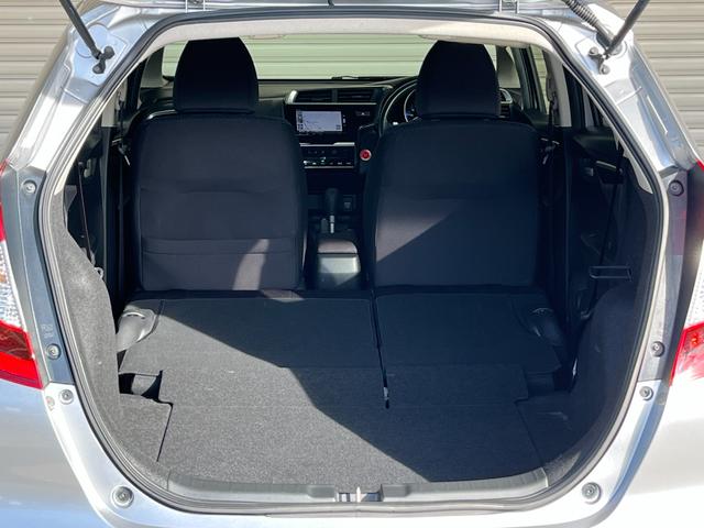 フィット １３Ｇ・Ｌホンダセンシング　保証１年付き　地デジフルセグＴＶ　ＥＴＣ車載器　ＤＶＤ再生可　ナビ＆ＴＶ　サイドカーテンエアバック　Ｄレコ　ＵＳＢ　リアカメラ　エアバック　パワーウインドウ　記録簿　キーフリーシステム　ＬＥＤライト（43枚目）