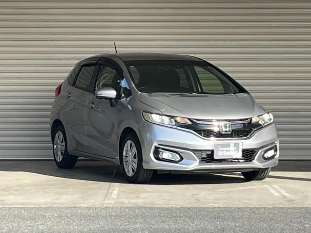 フィット １３Ｇ・Ｌホンダセンシング　保証１年付き　地デジフルセグＴＶ　ＥＴＣ車載器　ＤＶＤ再生可　ナビ＆ＴＶ　サイドカーテンエアバック　Ｄレコ　ＵＳＢ　リアカメラ　エアバック　パワーウインドウ　記録簿　キーフリーシステム　ＬＥＤライト（45枚目）