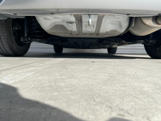 フィット １３Ｇ・Ｌホンダセンシング　保証１年付き　地デジフルセグＴＶ　ＥＴＣ車載器　ＤＶＤ再生可　ナビ＆ＴＶ　サイドカーテンエアバック　Ｄレコ　ＵＳＢ　リアカメラ　エアバック　パワーウインドウ　記録簿　キーフリーシステム　ＬＥＤライト（60枚目）