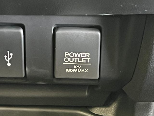 フィット １３Ｇ・Ｆパッケージ　保証付き１年　イモビ　ＤＶＤ再生可能　スマ－トキ－　記録簿有り　ＶＳＡ　ＥＴＣ付き　助手席エアバッグ　Ｒカメラ　オートエアコン　ＵＳＢ接続　エアバック　ＰＳ　キ－フリ－　１セグ　ＰＷ　ＡＢＳ　ＴＶナビ（25枚目）