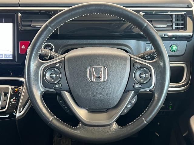 ステップワゴンスパーダ スパーダハイブリッドG・EXホンダセンシング 保証付き1年 フルオートエアコン キーフリー Sヒーター 横滑防止 セキュリティアラーム DVD再生可 パワーウインドウ USB接続 サイドカーテンエアバック エアバッグ クルコン LEDヘッドランプ(14枚目)