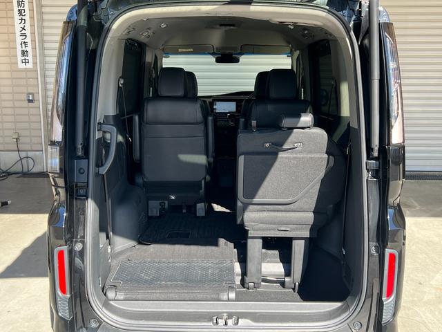 ステップワゴンスパーダ スパーダハイブリッドG・EXホンダセンシング 保証付き1年 フルオートエアコン キーフリー Sヒーター 横滑防止 セキュリティアラーム DVD再生可 パワーウインドウ USB接続 サイドカーテンエアバック エアバッグ クルコン LEDヘッドランプ(65枚目)