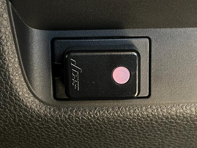 フリード ｅ：ＨＥＶクロスター　保証付き２年　ＥＴＣ装備　Ｓヒーター　衝突軽減ブレーキシステム　フルセグ　オートエアコン　バックモニター　ＬＥＤライト　スマートキー　クルーズコントロール　キーレス　盗難防止システム　横滑り防止（29枚目）