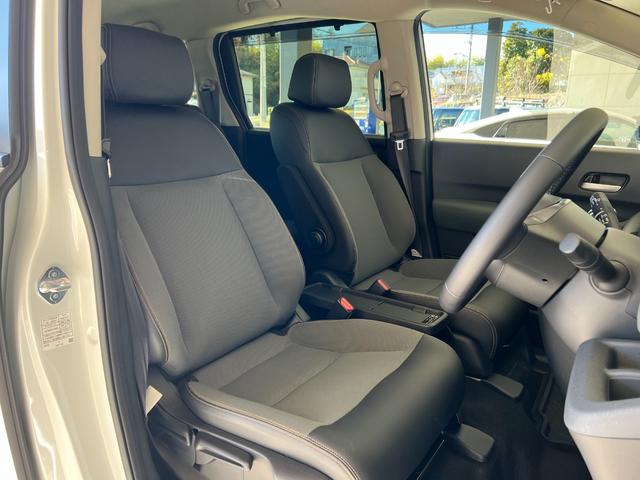 フリード ｅ：ＨＥＶクロスター　保証付き２年　ＥＴＣ装備　Ｓヒーター　衝突軽減ブレーキシステム　フルセグ　オートエアコン　バックモニター　ＬＥＤライト　スマートキー　クルーズコントロール　キーレス　盗難防止システム　横滑り防止（49枚目）