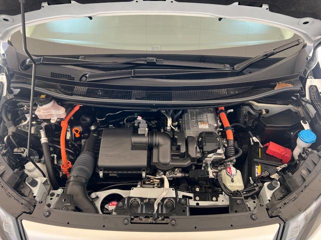 フリード ｅ：ＨＥＶクロスター　保証付き２年　ＥＴＣ装備　Ｓヒーター　衝突軽減ブレーキシステム　フルセグ　オートエアコン　バックモニター　ＬＥＤライト　スマートキー　クルーズコントロール　キーレス　盗難防止システム　横滑り防止（57枚目）