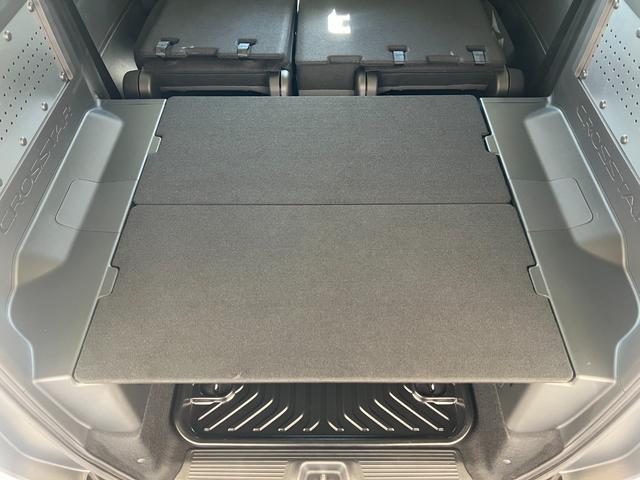 フリード ｅ：ＨＥＶクロスター　保証付き２年　ＥＴＣ装備　Ｓヒーター　衝突軽減ブレーキシステム　フルセグ　オートエアコン　バックモニター　ＬＥＤライト　スマートキー　クルーズコントロール　キーレス　盗難防止システム　横滑り防止（65枚目）