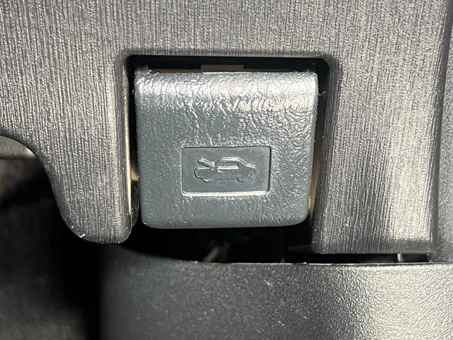 プリウスアルファ Ｓ　保証付き１年（22枚目）