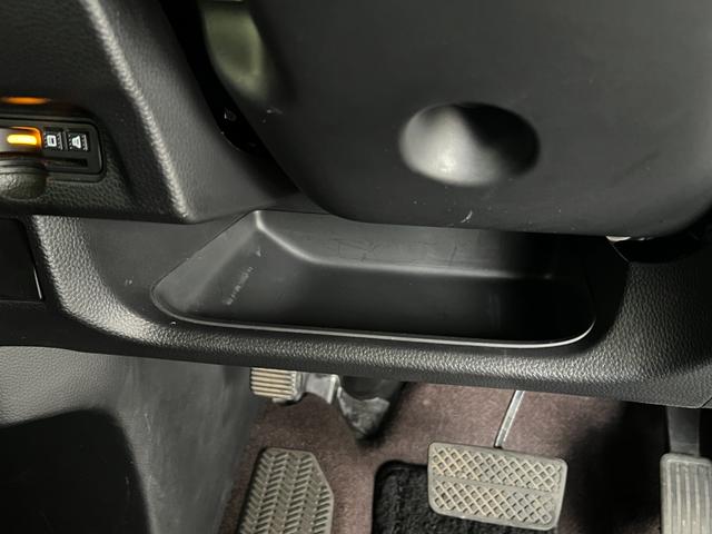 Ｎ－ＢＯＸカスタム Ｇ・ＥＸ　保証付き１年　ＬＥＤ　ＤＶＤ再生　ナビＴＶ　スマートキー　パワステ　パワーウィンドウ　記録簿　ＡＢＳ　オートエアコン　盗難防止システム　ＥＴＣ　サイドエアバック　アイドリングストップ　バックモニター（28枚目）