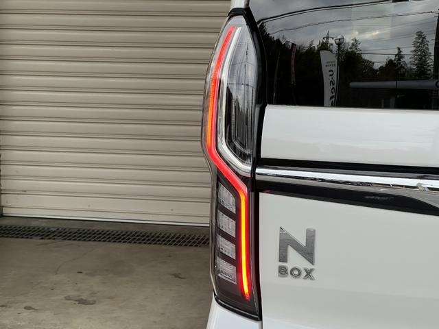 Ｎ－ＢＯＸカスタム Ｇ・ＥＸ　保証付き１年　ＬＥＤ　ＤＶＤ再生　ナビＴＶ　スマートキー　パワステ　パワーウィンドウ　記録簿　ＡＢＳ　オートエアコン　盗難防止システム　ＥＴＣ　サイドエアバック　アイドリングストップ　バックモニター（72枚目）