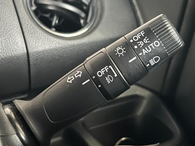 Ｎ－ＢＯＸカスタム Ｌターボ　保証付き２年　地デジチューナー　衝突軽減ブレーキサポート　ＬＥＤヘッドライ　アイドリングＳ　ターボエンジン　ＰＳ　カーテンエアバック　シートヒータ　エアバック　スマートキープッシュスタート　ＵＳＢ（21枚目）