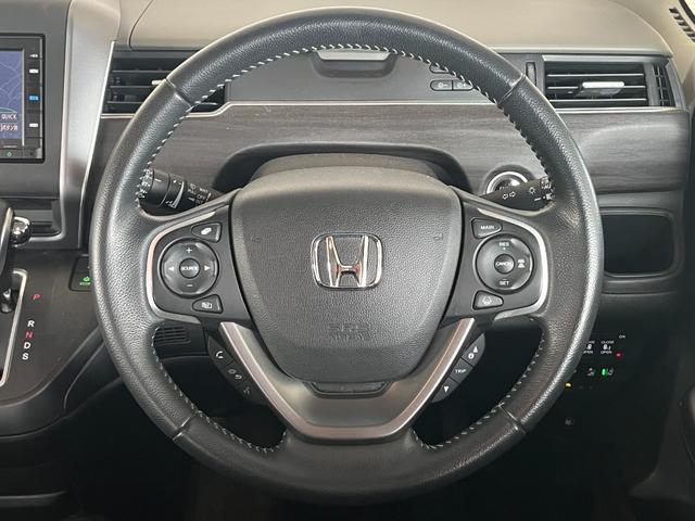 フリード Ｇ・ホンダセンシング　保証付き１年　追突被害軽減ブレーキ　ｉストップ　Ｗエアバッグ　パワーウィンドウ　アクティブクルーズコントロール　スマートキ　カーテンエアバッグ　カラーバックモニター　整備点検記録簿　ＶＳＡ　エアコン（12枚目）