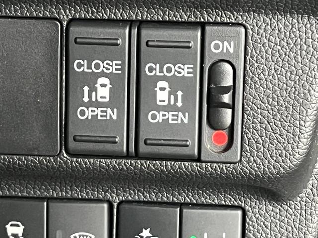 フリード Ｇ・ホンダセンシング　保証付き１年　追突被害軽減ブレーキ　ｉストップ　Ｗエアバッグ　パワーウィンドウ　アクティブクルーズコントロール　スマートキ　カーテンエアバッグ　カラーバックモニター　整備点検記録簿　ＶＳＡ　エアコン（23枚目）