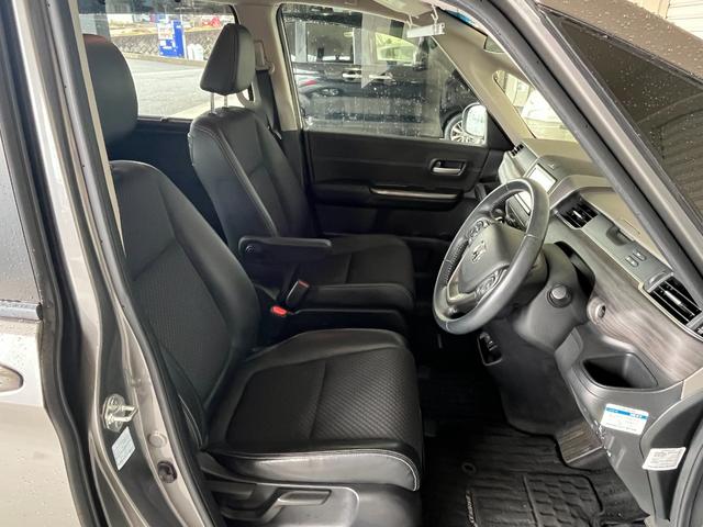 フリード Ｇ・ホンダセンシング　保証付き１年　追突被害軽減ブレーキ　ｉストップ　Ｗエアバッグ　パワーウィンドウ　アクティブクルーズコントロール　スマートキ　カーテンエアバッグ　カラーバックモニター　整備点検記録簿　ＶＳＡ　エアコン（40枚目）