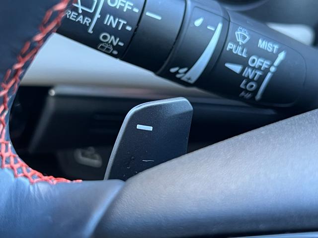 ヴェゼル ｅ：ＨＥＶＰＬａＹ　保証付き１年　衝突被害軽減ブレーキ　カーテンエアバッグ　盗難防止装置　ＡＢＳ　ＥＳＣ　フルオートエアコン　リアカメラ　シートヒータ　エアバッグ　ＬＥＤヘッドライト　キーレスエントリー　ＥＴＣ　ドラレコ（22枚目）