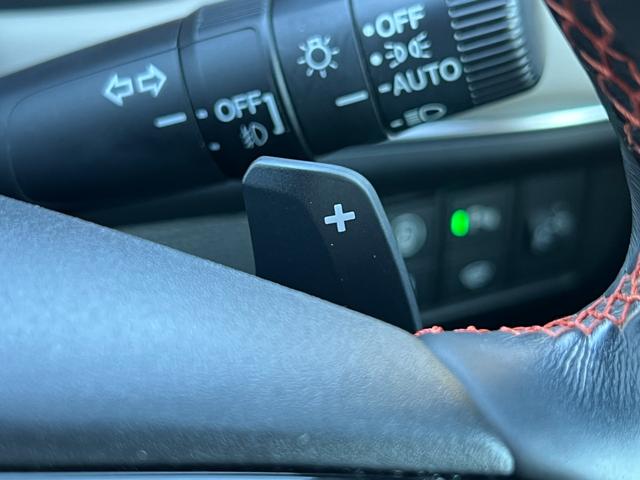 ヴェゼル ｅ：ＨＥＶＰＬａＹ　保証付き１年　衝突被害軽減ブレーキ　カーテンエアバッグ　盗難防止装置　ＡＢＳ　ＥＳＣ　フルオートエアコン　リアカメラ　シートヒータ　エアバッグ　ＬＥＤヘッドライト　キーレスエントリー　ＥＴＣ　ドラレコ（23枚目）