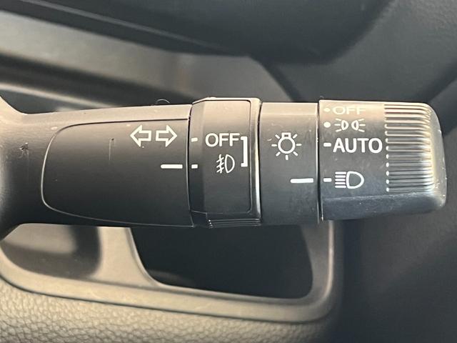 Ｎ－ＢＯＸカスタム Ｌターボスタイル＋ブラック　保証付き２年　ターボエンジン　スマ－トキ－　エアバック　横滑り防止機能　ナビ＆ＴＶ　サイドカーテンエアバック　Ｄレコ　ＵＳＢ接続　クルーズコントロール　助手席エアバッグ　地デジ　セキュリティアラーム（10枚目）