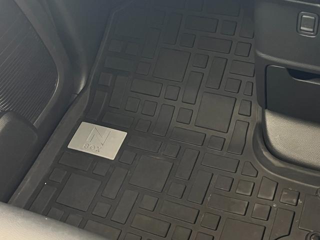 Ｎ－ＢＯＸカスタム Ｌターボスタイル＋ブラック　保証付き２年　ターボエンジン　スマ－トキ－　エアバック　横滑り防止機能　ナビ＆ＴＶ　サイドカーテンエアバック　Ｄレコ　ＵＳＢ接続　クルーズコントロール　助手席エアバッグ　地デジ　セキュリティアラーム（39枚目）