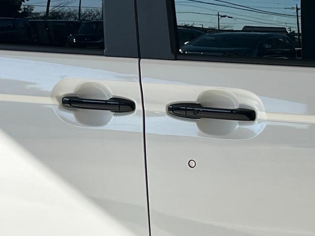 Ｎ－ＢＯＸカスタム Ｌターボスタイル＋ブラック　保証付き２年　ターボエンジン　スマ－トキ－　エアバック　横滑り防止機能　ナビ＆ＴＶ　サイドカーテンエアバック　Ｄレコ　ＵＳＢ接続　クルーズコントロール　助手席エアバッグ　地デジ　セキュリティアラーム（57枚目）