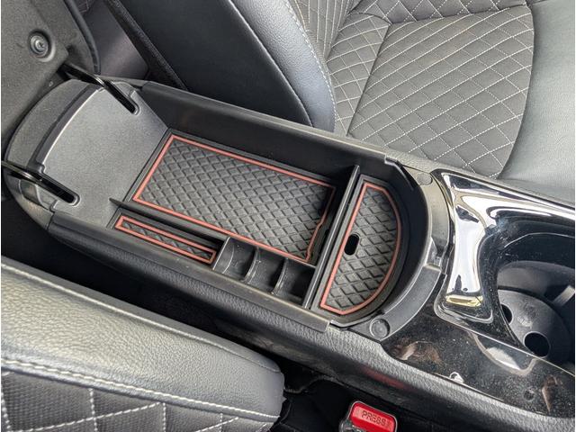 Ｃ－ＨＲ Ｇ－Ｔ　モード　ネロ　ワンオーナー・純正ナビゲーション・ＴＶ・バックカメラ・ＥＴＣ・モデリスタエアロ・クルーズコントロール・電子パーキング・プッシュスタート・スマートキー・純正１８インチアルミホイール（46枚目）