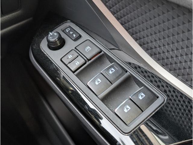 Ｃ－ＨＲ Ｇ－Ｔ　モード　ネロ　ワンオーナー・純正ナビゲーション・ＴＶ・バックカメラ・ＥＴＣ・モデリスタエアロ・クルーズコントロール・電子パーキング・プッシュスタート・スマートキー・純正１８インチアルミホイール（51枚目）