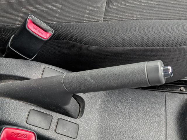 ＳＸ４ １．５ＸＧ　オーディオ／ＣＤ／ＭＤ／ＦＭ／ＡＭ・オートエアコン・ステアリングスイッチ・オートライト・ルーフレール・純正１６インチアルミホイール・スマートキー（38枚目）