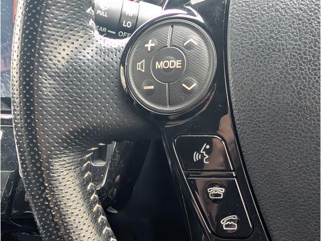 プリウスアルファ Sツーリングセレクション・G’s ナビゲーション/TV・バックカメラ・ETC・ステアリングスイッチ・オートライト・USBポート・スマートキー・G s18インチアルミホイール(41枚目)