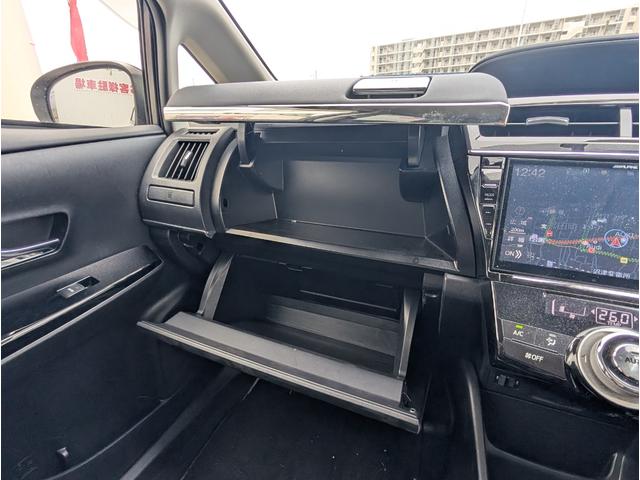 プリウスアルファ Sツーリングセレクション・G’s ナビゲーション/TV・バックカメラ・ETC・ステアリングスイッチ・オートライト・USBポート・スマートキー・G s18インチアルミホイール(53枚目)