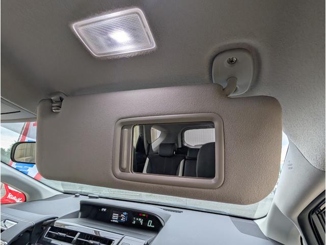 プリウスアルファ Sツーリングセレクション・G’s ナビゲーション/TV・バックカメラ・ETC・ステアリングスイッチ・オートライト・USBポート・スマートキー・G s18インチアルミホイール(56枚目)