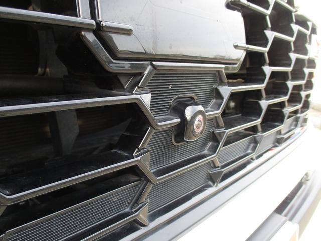 ランドクルーザー ＧＲスポーツ　メーカーナビ／ＴＶ／ＪＢＬプレミアムサウンド／パノラミックビューモニター・パワーバックドア・ＨＵＤ・ＢＳＭ・純正１８インチＡＷ・サンルーフ・ＧＲ専用ブラック＆レッドレザーシート・電動デフロック（11枚目）