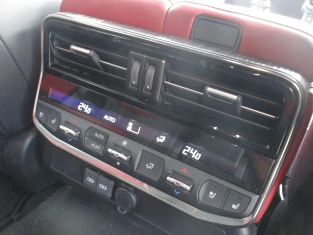 ランドクルーザー ＧＲスポーツ　メーカーナビ／ＴＶ／ＪＢＬプレミアムサウンド／パノラミックビューモニター・パワーバックドア・ＨＵＤ・ＢＳＭ・純正１８インチＡＷ・サンルーフ・ＧＲ専用ブラック＆レッドレザーシート・電動デフロック（39枚目）