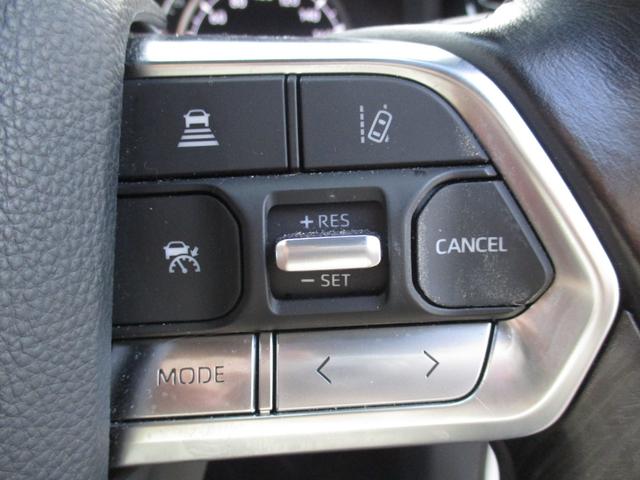 ランドクルーザー ＧＲスポーツ　メーカーナビ／ＴＶ／ＪＢＬプレミアムサウンド／パノラミックビューモニター・パワーバックドア・ＨＵＤ・ＢＳＭ・純正１８インチＡＷ・サンルーフ・ＧＲ専用ブラック＆レッドレザーシート・電動デフロック（42枚目）