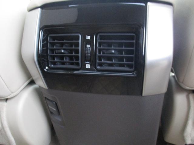 ランドクルーザープラド TX Lパッケージ ワンオーナー・パイオニア9型楽ナビ/TV/バックカメラ・サンルーフ・ベージュレザーシート・前席Pーシート・サードPシート・シートヒーター&ベンチレーター・純正17インチアルミ・ETC・セーフティセンス(56枚目)