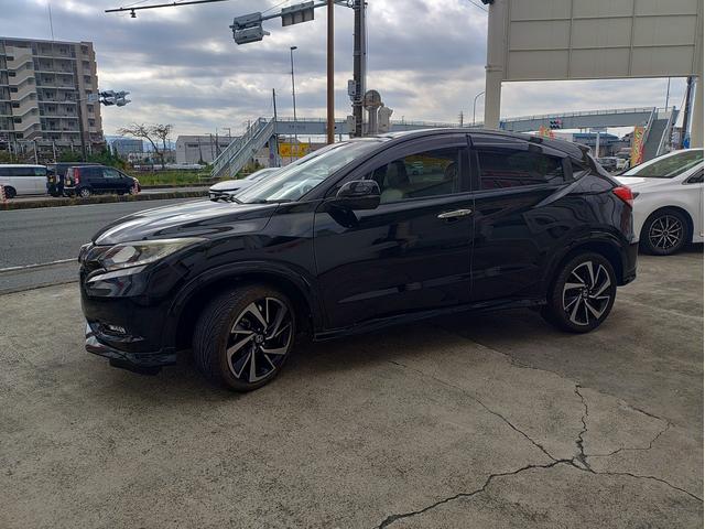 ヴェゼル RS・ホンダセンシング ナビゲーション/TV・ドライブレコーダー・ETC・バックカメラ・クルーズコントロール・ステアリングスイッチ・電子パーキング・革シート・純正18インチアルミホイール・運転席/助手席シートヒーター(10枚目)