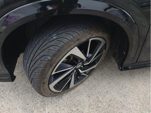 ヴェゼル RS・ホンダセンシング ナビゲーション/TV・ドライブレコーダー・ETC・バックカメラ・クルーズコントロール・ステアリングスイッチ・電子パーキング・革シート・純正18インチアルミホイール・運転席/助手席シートヒーター(15枚目)