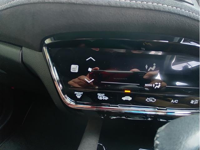 ヴェゼル RS・ホンダセンシング ナビゲーション/TV・ドライブレコーダー・ETC・バックカメラ・クルーズコントロール・ステアリングスイッチ・電子パーキング・革シート・純正18インチアルミホイール・運転席/助手席シートヒーター(54枚目)