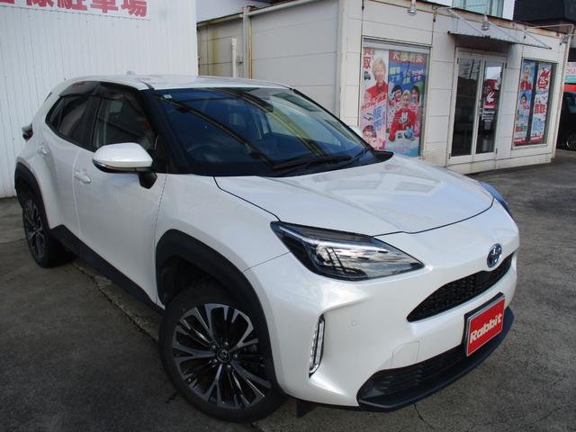 ヤリスクロス ハイブリッドZ ワンオーナー・メーカーディスプレイオーディオ・バックカメラ・BSM・運転席パワーシート・前席シートヒーター・LEDヘッドライト・純正18インチアルミ・ハーフレザー・前後ソナー・前後ドラレコ・ETC(2枚目)