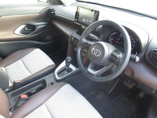 ヤリスクロス ハイブリッドZ ワンオーナー・メーカーディスプレイオーディオ・バックカメラ・BSM・運転席パワーシート・前席シートヒーター・LEDヘッドライト・純正18インチアルミ・ハーフレザー・前後ソナー・前後ドラレコ・ETC(26枚目)