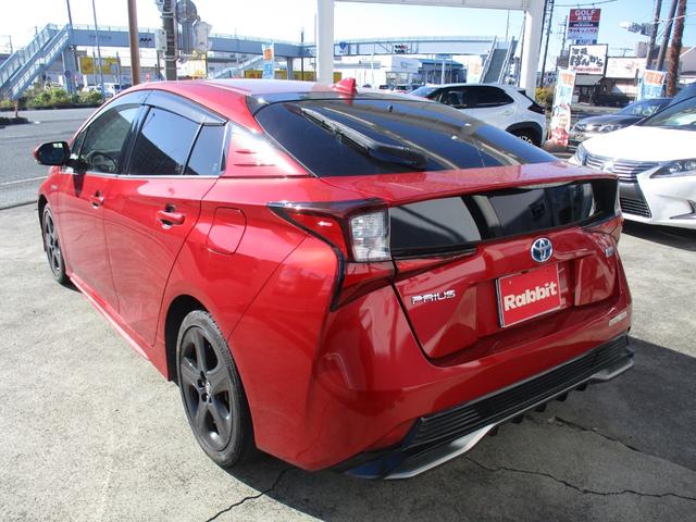 プリウス Sツーリングセレクション ワンオーナー・純正ナビ/TV/バックカメラ・レザーシート・純正エアロ・純正17インチアルミ・前後ソナー・前席シートヒーター・2カメラドラレコ・ETC・セーフティセンス・LEDヘッドライト(17枚目)