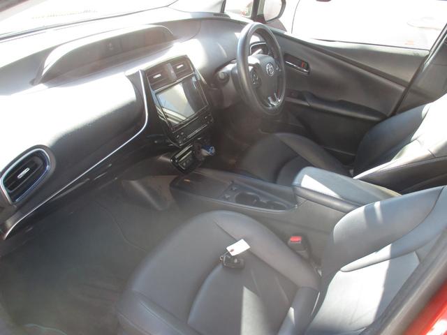 プリウス Sツーリングセレクション ワンオーナー・純正ナビ/TV/バックカメラ・レザーシート・純正エアロ・純正17インチアルミ・前後ソナー・前席シートヒーター・2カメラドラレコ・ETC・セーフティセンス・LEDヘッドライト(47枚目)