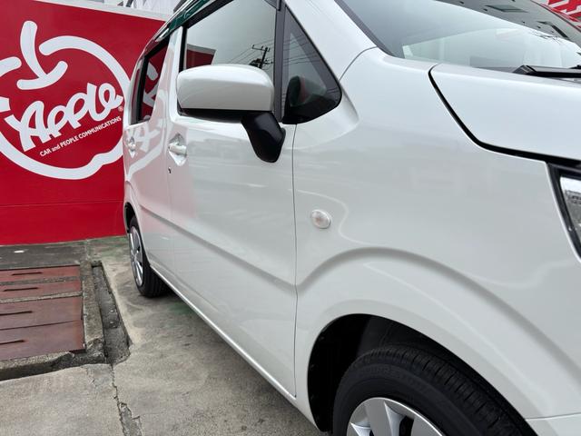 ワゴンＲ ＦＸ　届出済未使用車　衝突衝突軽減ブレーキサポート　フロアマット　サイドバイザー　シートヒーター付き　クリソナ　電動ミラー　運転席助手席エアバック　キーレスエントリーシステム　スマートキー２個（10枚目）