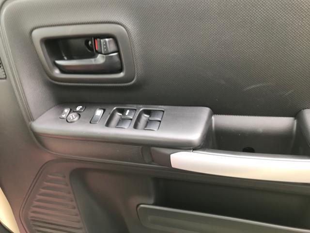 ハイブリッドXZ 衝突被害軽減ブレーキ 両側電動スライドドア LEDヘッドライト シートヒーター ステアリングリモコン オートエアコン リアサーキュレーター プッシュスタート フリーキー 届出済未使用車(3枚目)