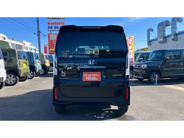 Ｎ－ＢＯＸカスタム ベースグレード　助手席側電動スライドドア　衝突被害軽減システム　オートクルーズ　レーンアシスト　ＬＥＤヘッドランプ　スマートキー　アイドリングストップ　電動パーキングブレーキ　７インチ液晶メーター　ＣＶＴ（22枚目）