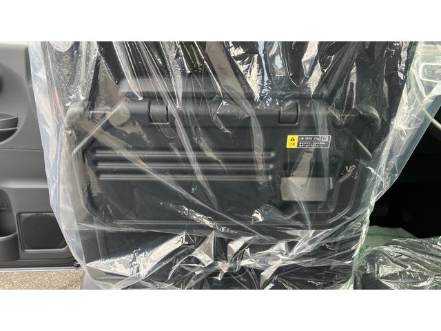 タント ファンクロス　衝突被害軽減システム（スマートアシストＩＩＩ）両側電動スライドドア　　ＬＥＤヘッドランプ　スマートキー　アイドリングストップ　シートヒーター　ベンチシート　ＣＶＴ　盗難防止システム　アルミホイール（60枚目）
