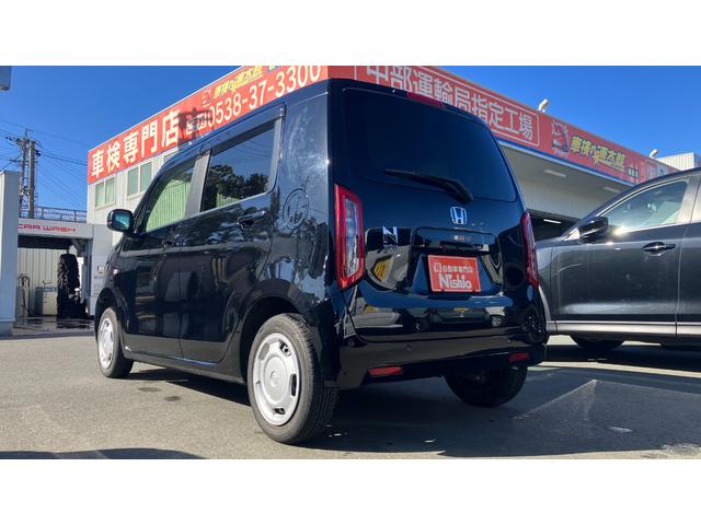 荷室が広く、お仕事やお引越しに大活躍してくれる１台です☆