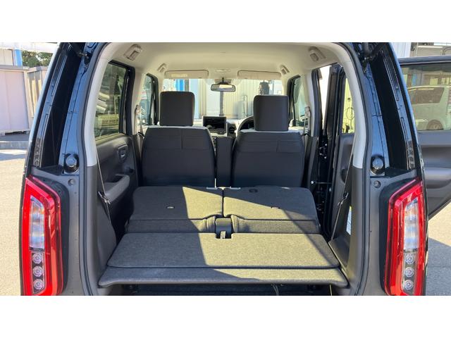 上下に積み分けられる２段ラックモードで便利な荷室になっています♪